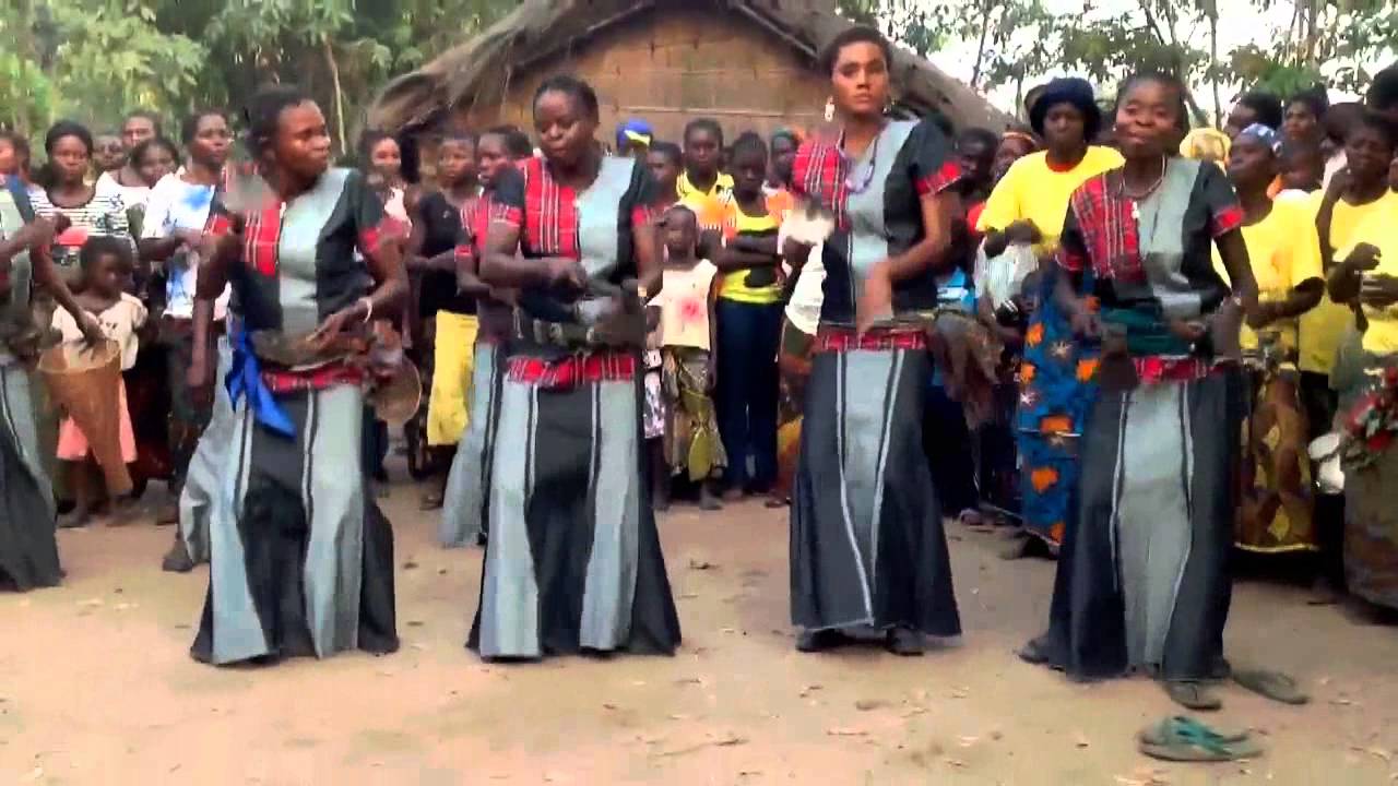 MUSIQUE TRADITIONNELLE KWESE DE BANDUNDU