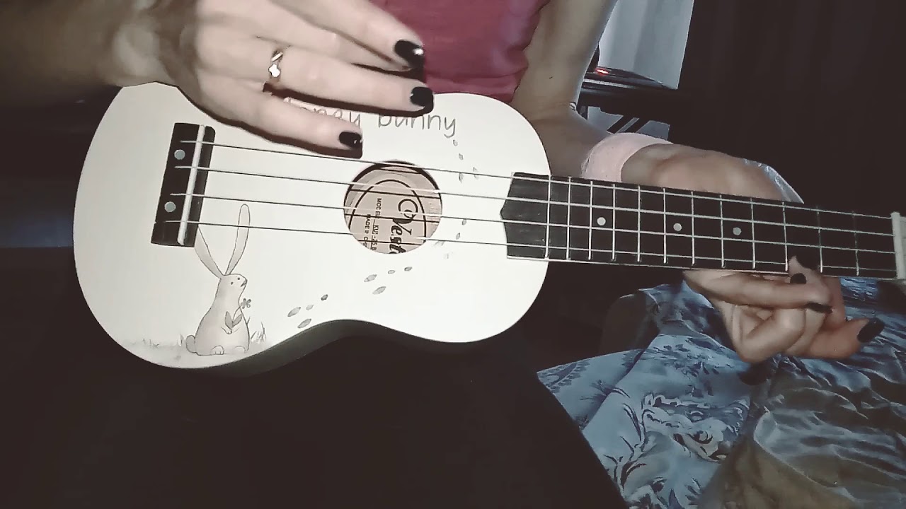 Игра на укулеле - YouTube