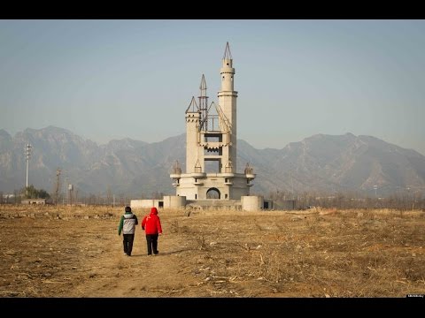 5 Chinese Theme Parks That Totally Fail | China Uncensored