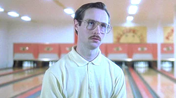 Who gets married in Napoleon Dynamite?