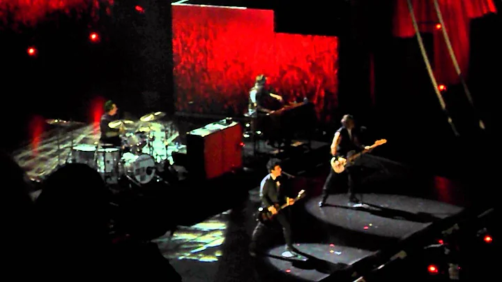 Green Day - American Idiot - Rock and Roll Hall of Fame induction ceremony 4/18/15