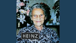 Video thumbnail of "Heinz aus Wien - Egal"