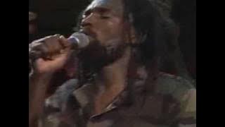 Lucky Dube - It is Not Easy - Live!