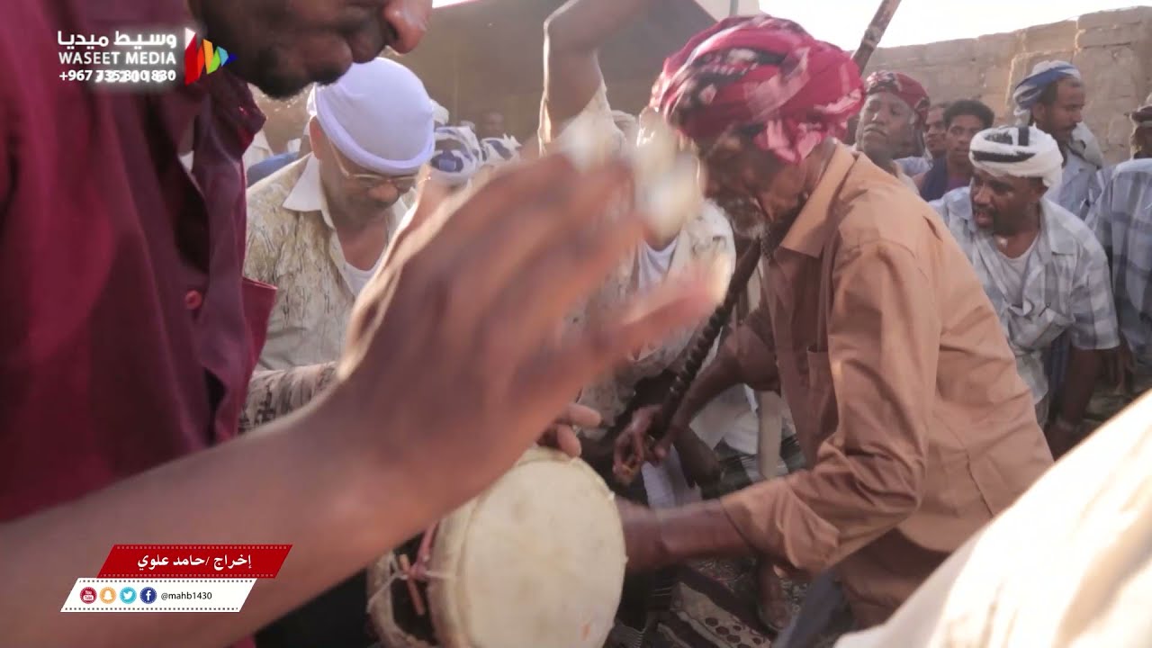زامل حضرمي تريمي من اصل سواحلي / شوف التفاعل الجميل #تصوير وسيط ميديا تريم