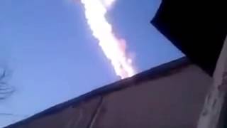 INCREDIBLE Caught on camera Moment Meteor Hits in Russia -  SCARY SOUND! 2/15/2013