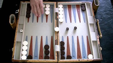 Beginner Backgammon Tutorial - 8 - Slowing Down an Opponent