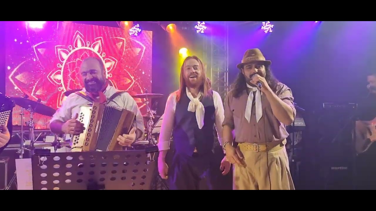 Grupo Cordiona e Grupo M'amboré.