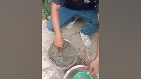 Pembuatan Paving Blok Berbahan Dasar Abu Sampah