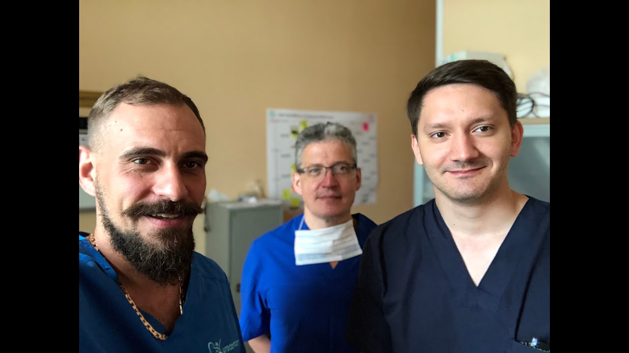 Лапароскопическая экзентерация таза, операция Брикера - YouTube