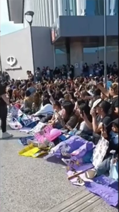 army waiting for Jin at Argentina. #Jin #bts