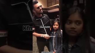 A Little Girl Start Singing With Attif Aslam