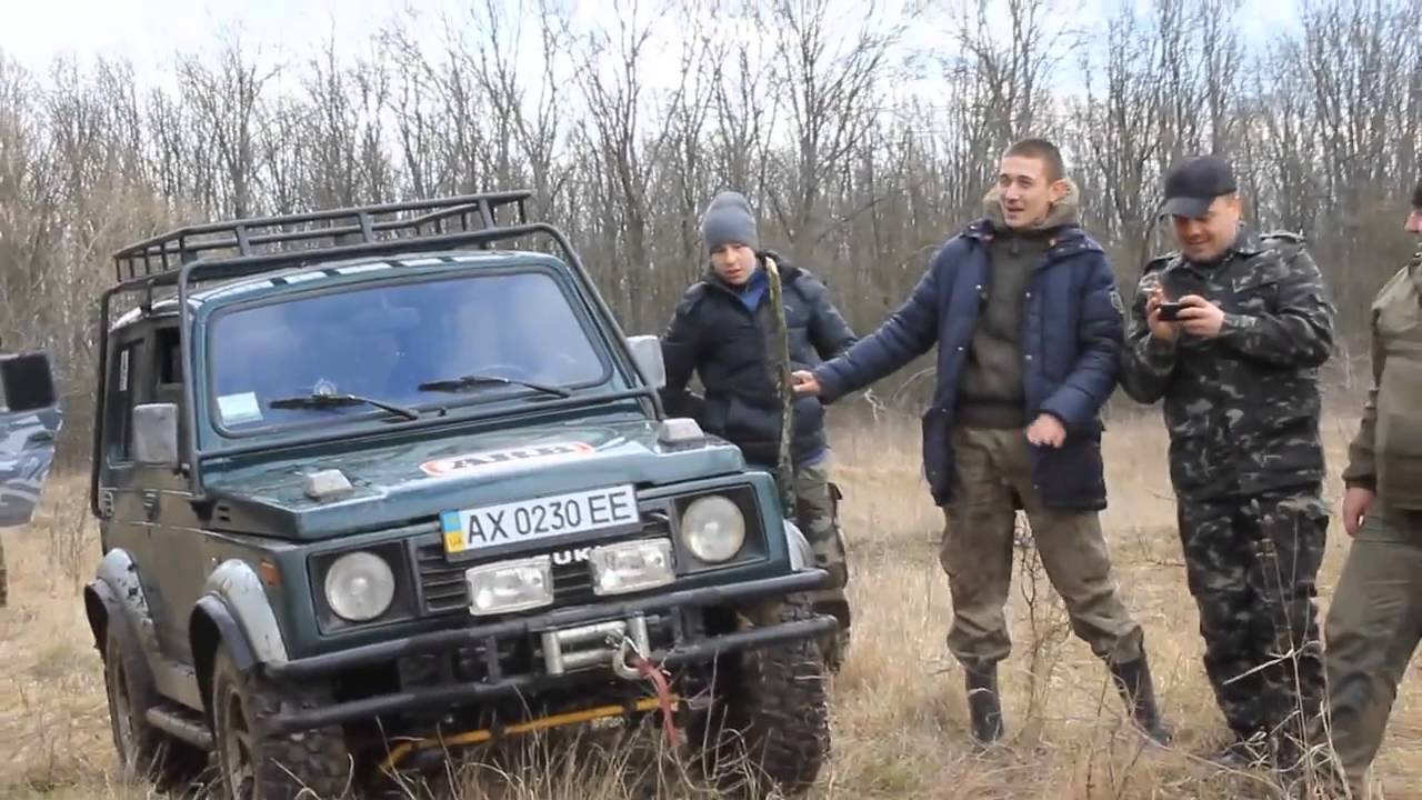 Нива vs уаз