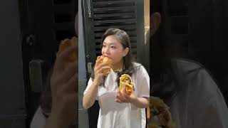 Bánh mì sườn sụn siu ngon. #shorts #streetfood #food #foodie #foodlover #review #saigon #amthuc #ăn
