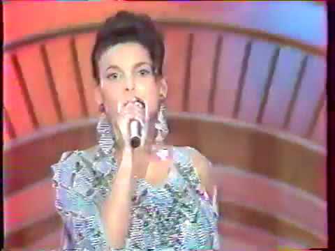Brixt Feat Seydinah - A La Folie - Live @ Dimanche Martin - 1991 - Julio Music & Universal Music -