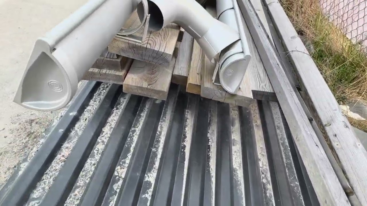 Blandat Plåttak, virke, stuprör