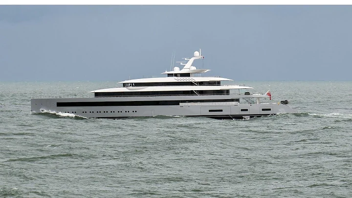 Feadship Moonrise in a choppy North Sea