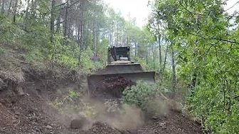 The D7G Bulldozer Destroys Mountains All by Itself - Action-packed roadworks #bulldozer#work