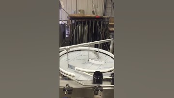 HyTek Automation Solutions - 42" Unscrambling Table w/ 6" Bottles