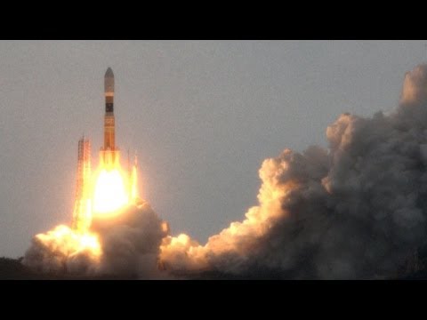 H2Bロケット3号機、打ち上げ成功 - YouTube