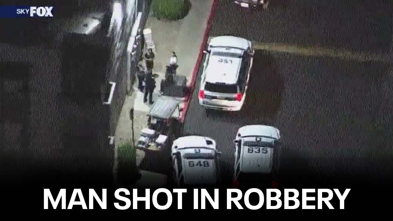 Man shot during robbery at Phoenix food stand - YouTube