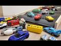 車のおもちゃがいっぱい!色んな『車のミニカー』がウェーブ坂道を走る☆ Lots of Toy Cars! Toy Car Drives Along a Handmade Slope.