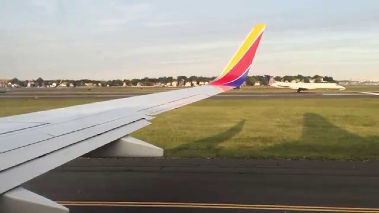 Southwest Takeoff from Boston with International Traffic