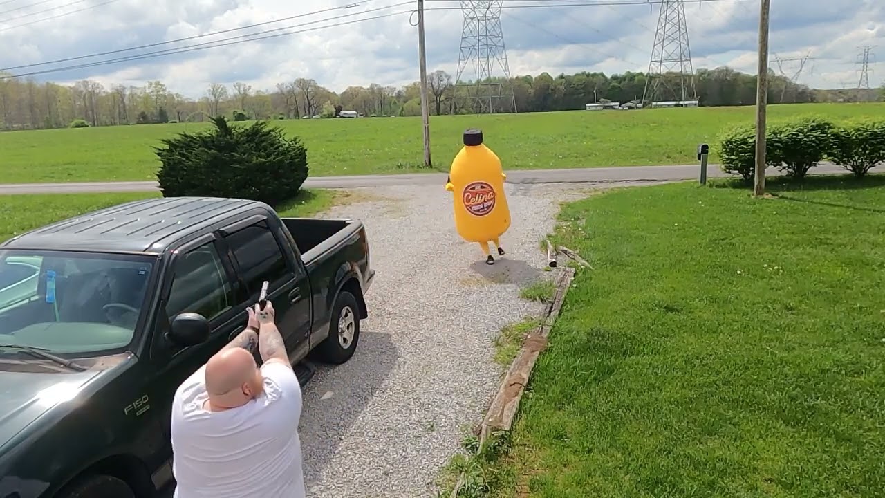 SECURITY FOOTAGE: Truck stop mascot attempting grand theft auto