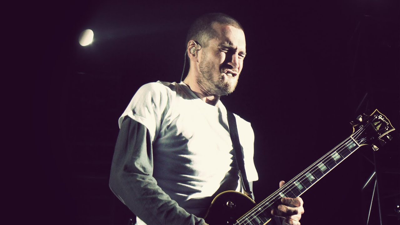 Red Hot Chili Peppers Tell Me Baby live [John Frusciante "In Ear
