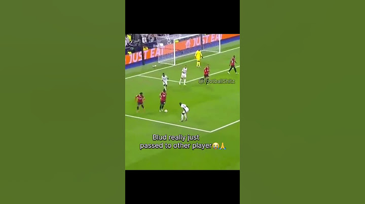 Did Vini really gave away the ball ?! 😭🙏 #shorts