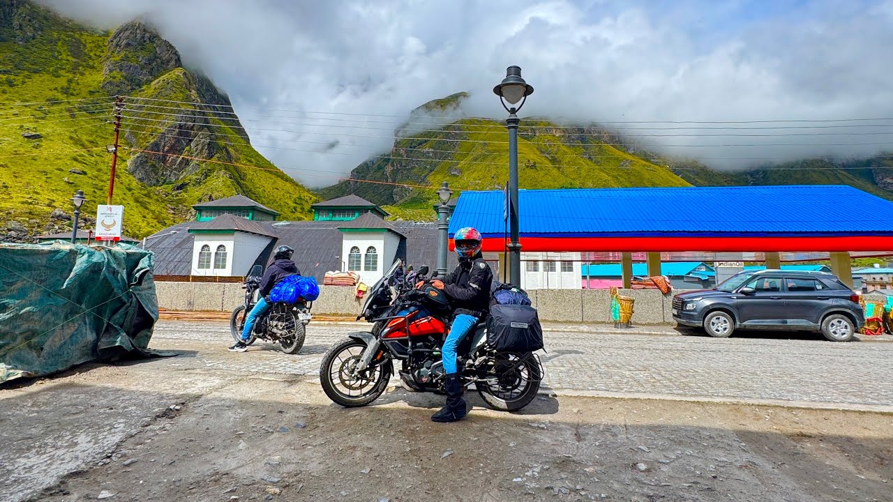 TWISTY ROADS & MOUNTAIN VIEWS 😍 | RISHIKESH TO DEHRADUN BIKE JOURNEY