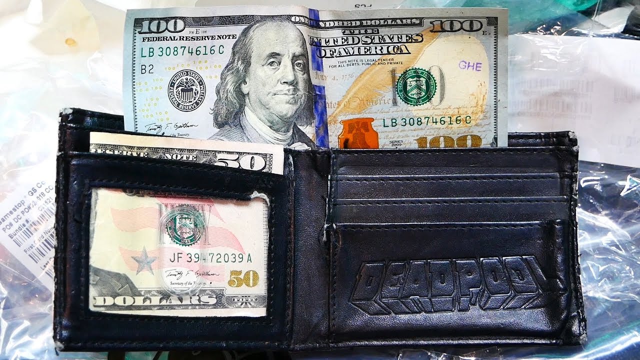 BEST! MONEY IN WALLET!!! Gamestop Dumpster Dive Night 