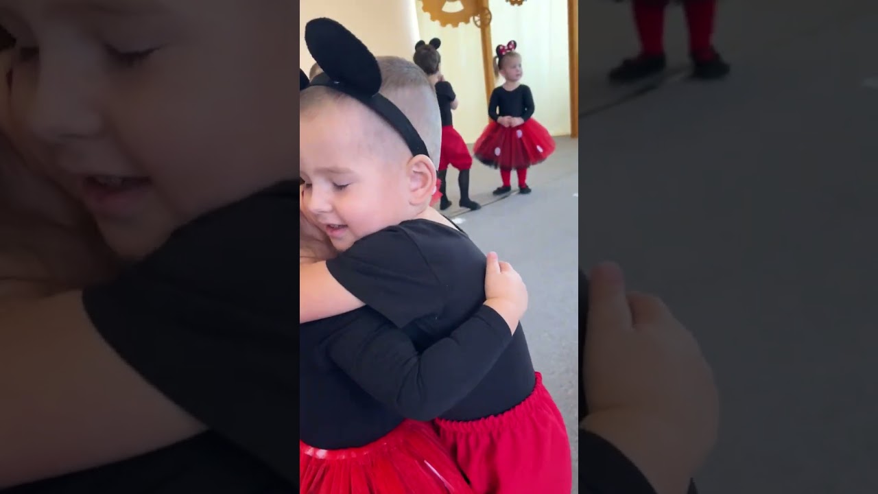 Зимове свято 1 молодшої групи «Вухастики» 2024-2025