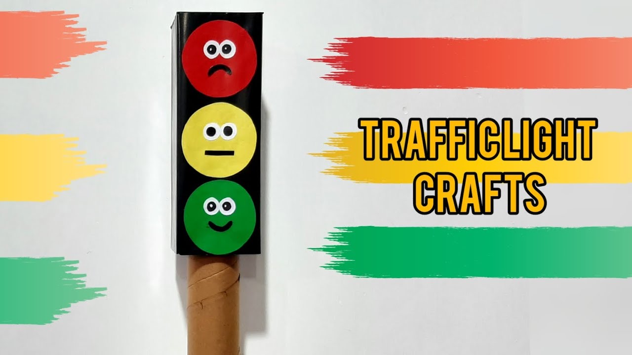 How To Make A Traffic Light Craft With Disposable Items how-to-make-a-traffic-light-craft-with-disposable-items