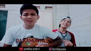 DownloadGebetan, Pasangan, Hare hare? Dengerin lagu ini MP3 MP4 Gebetan, Pasangan, Hare hare? Dengerin lagu ini