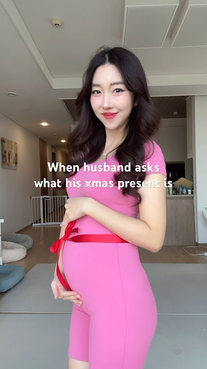 FIRST TIME SHOWING MY BABY BUMP 🫢