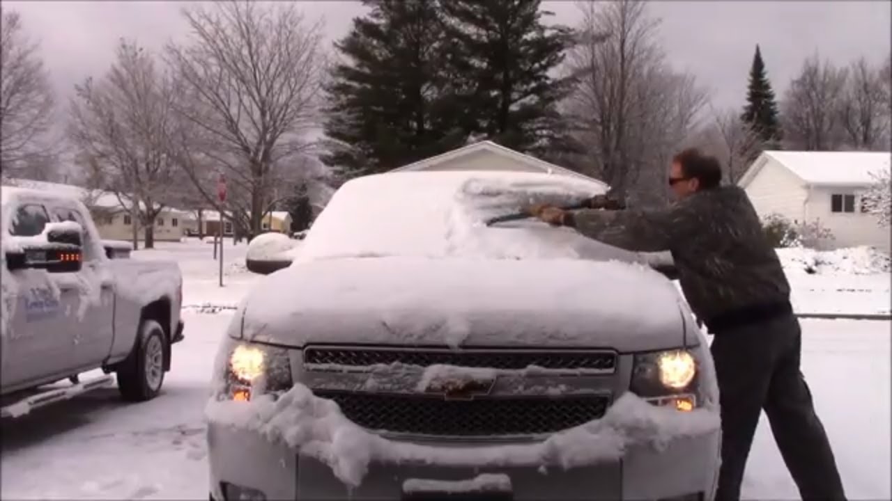 First snow of the season - YouTube