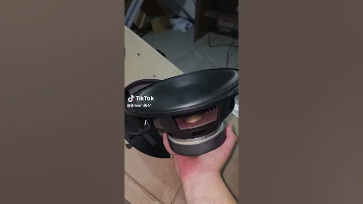 JBL Partybox Ultimate Subwoofer Insane Excursion #content #jbl #subwoofer #bass #bassboosted #shorts