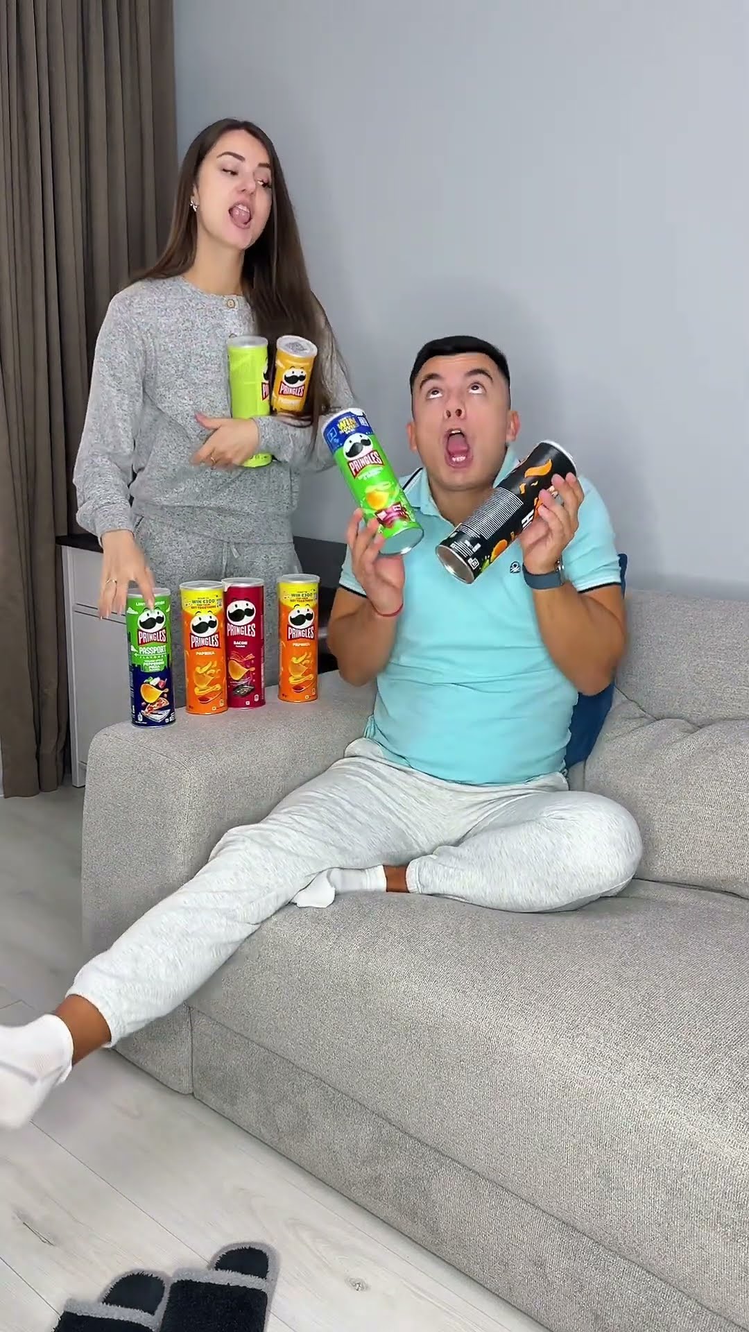 Pringles sharing by Tsuriki Show