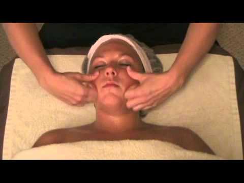 Ann Koenig Skincare - Basic Facial Massage