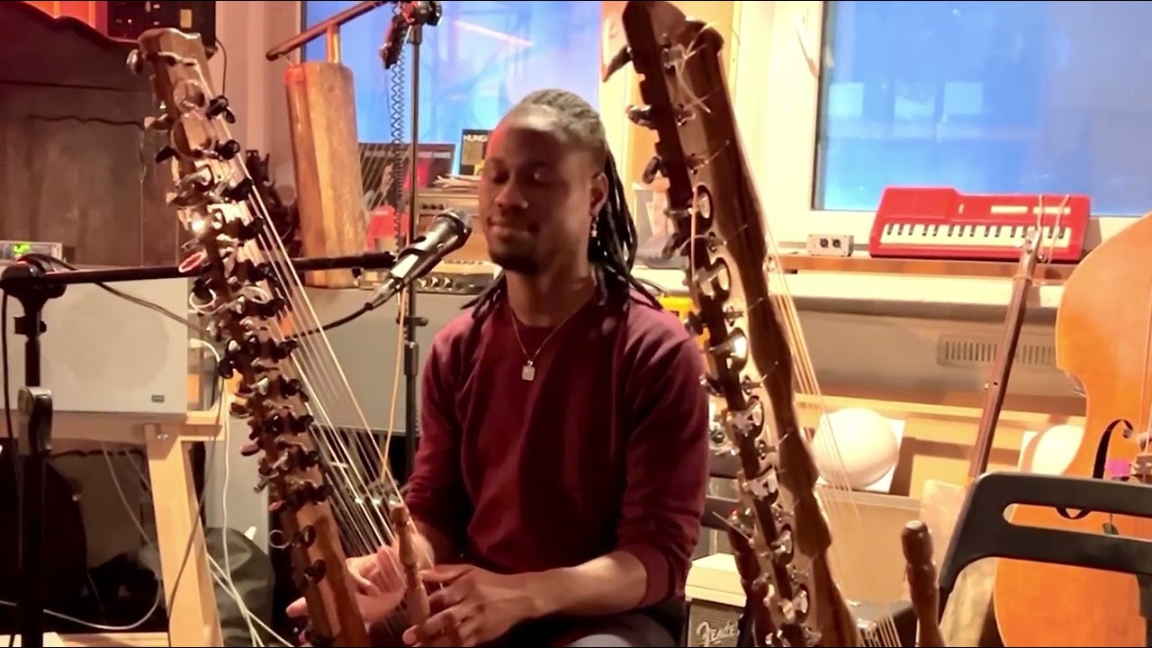 Kora Night - Dembalu- Female, musician Noums Dembele