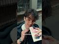 知的そうに見えるだけの男