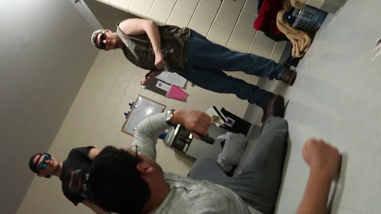 College Kids Gone Wild! | Vlog - YouTube