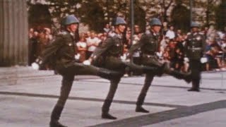 East German Guards at the Neue Wache and Soviet March "Comrades, Let's March Bravely"