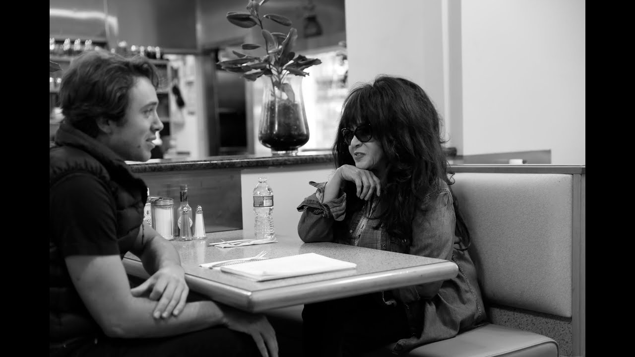 Интервью Ронни Спектор о еде и музыке - Frankie Cooks