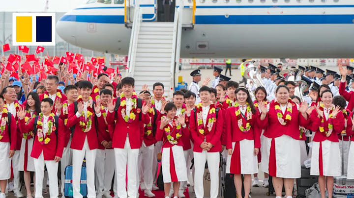 China’s Olympic athletes arrive in Hong Kong