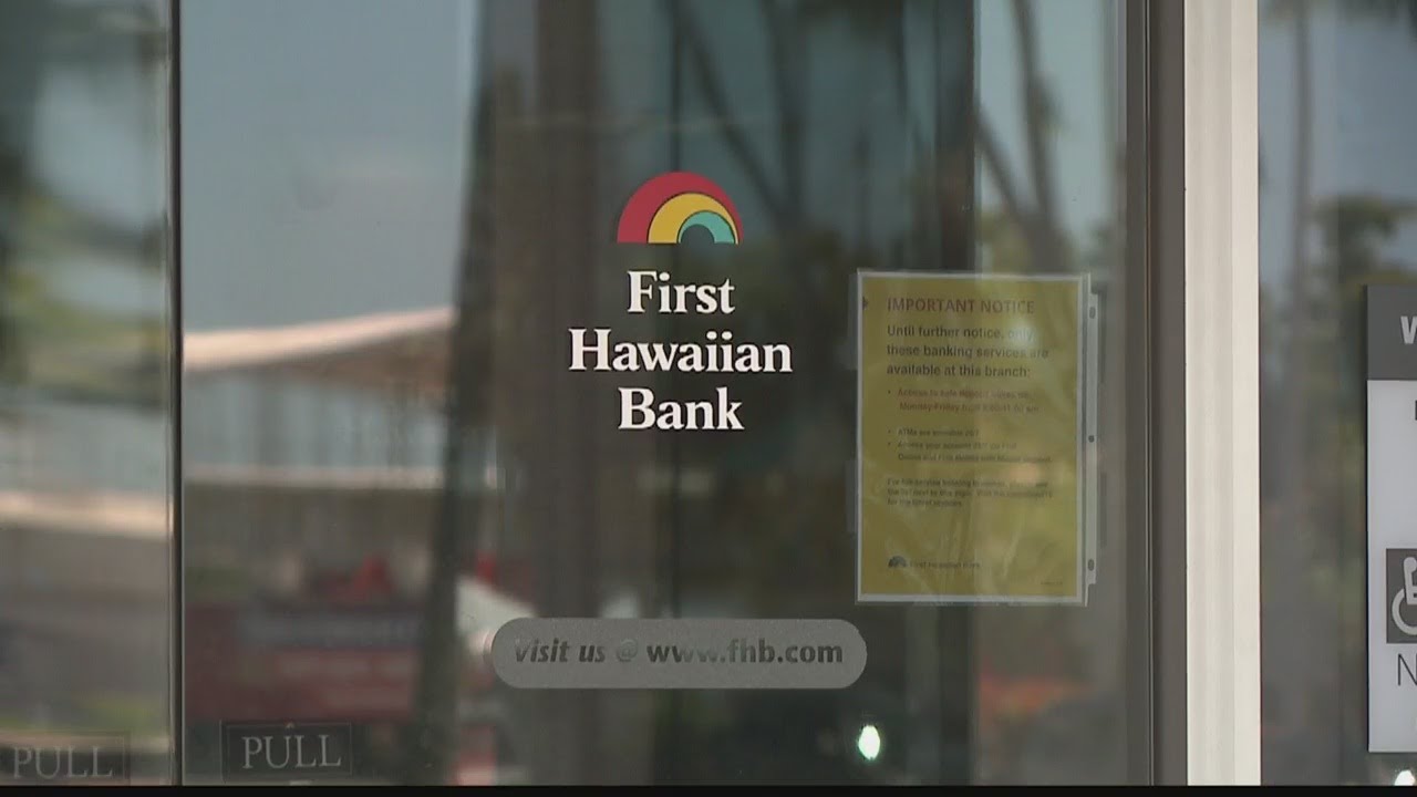 Oahu branches of First Hawaiian Bank close for lunch daily YouTube