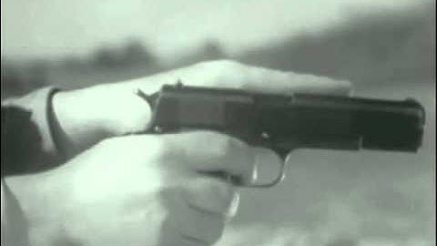 1911 = Bad Grip Angle = Misses In Combat