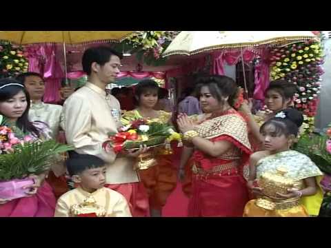 Taing Meng Eang and Lim Sokunthea's Wedding 02.03.2009, Gift Delivering Ceremony