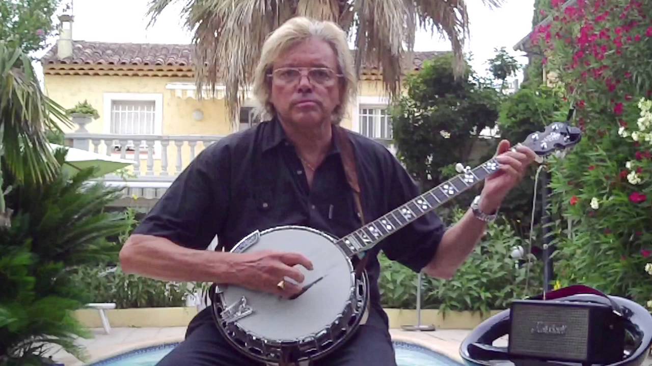 Dueling Banjos YouTube