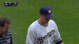 PIT@MIL: Gorzelanny leaves with injury in seventh